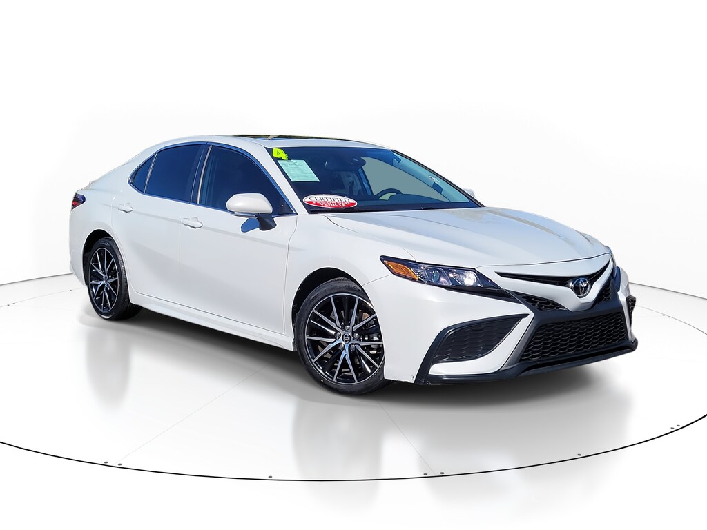 Used 2024 Toyota Camry SE Sedan