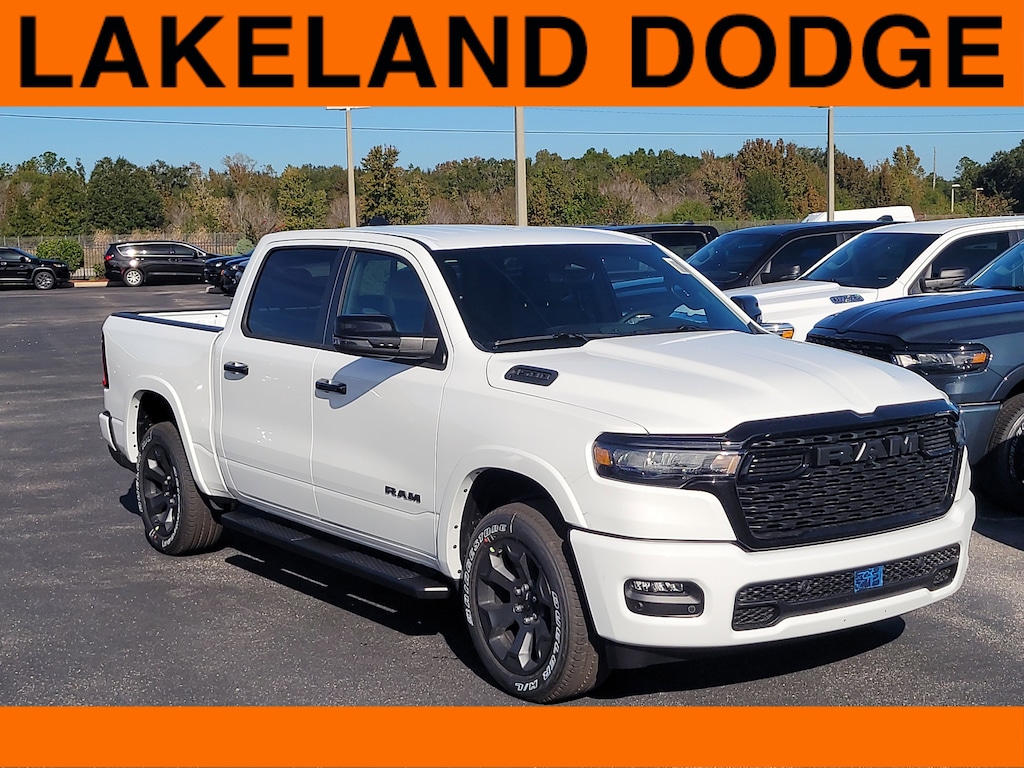 New 2026 Ram 1500 BIG HORN CREW CAB 4X2 5'7 BOX Pickup