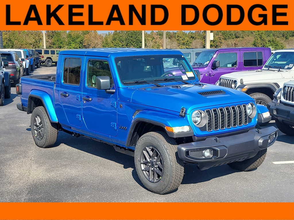 New 2026 Jeep Gladiator SPORT S 4X4 Pickup