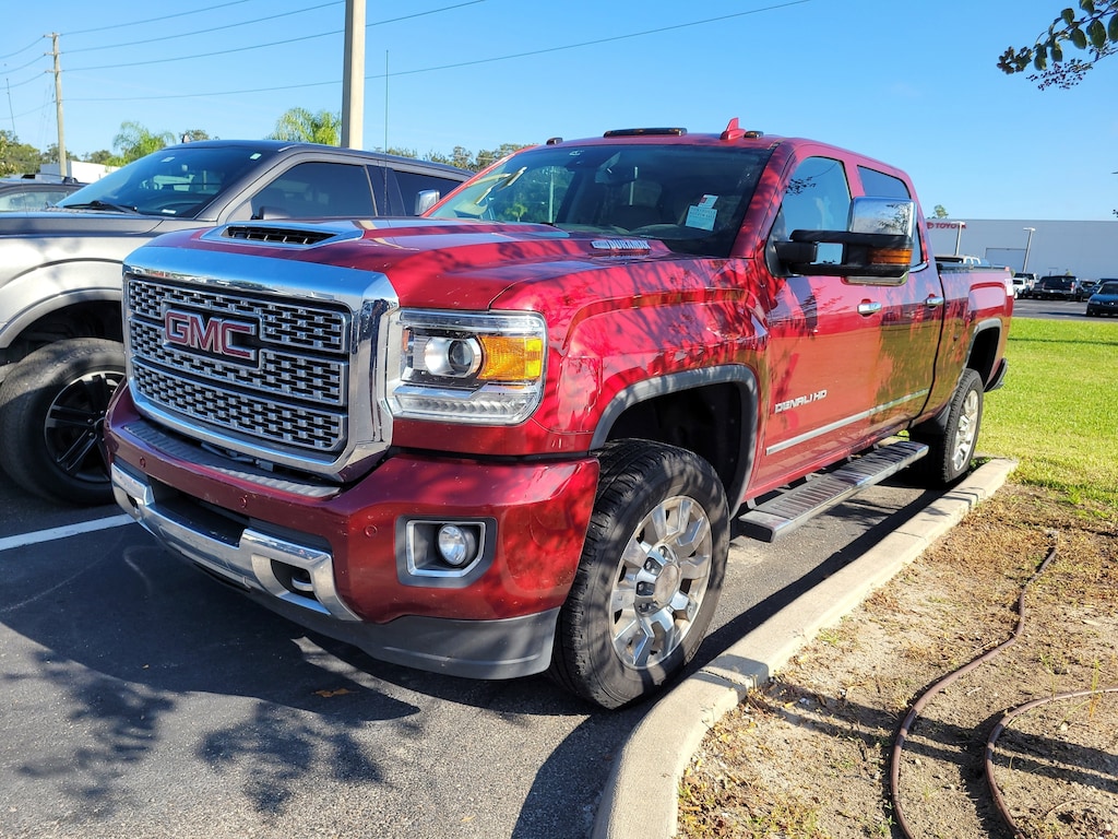 Used 2019 GMC Sierra 2500HD Denali Truck Crew Cab