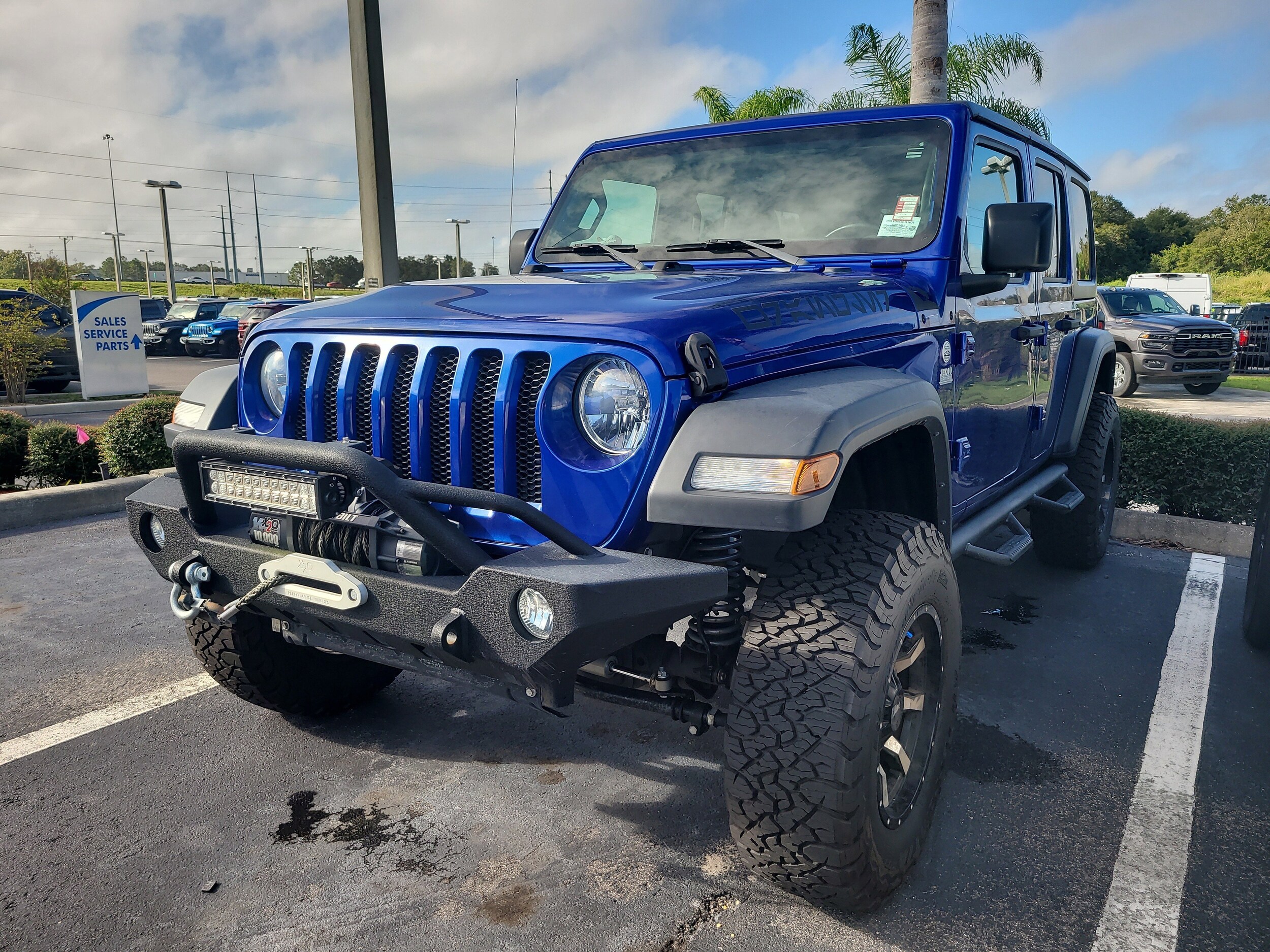 2018 Jeep Wrangler Unlimited Sport S photo 3