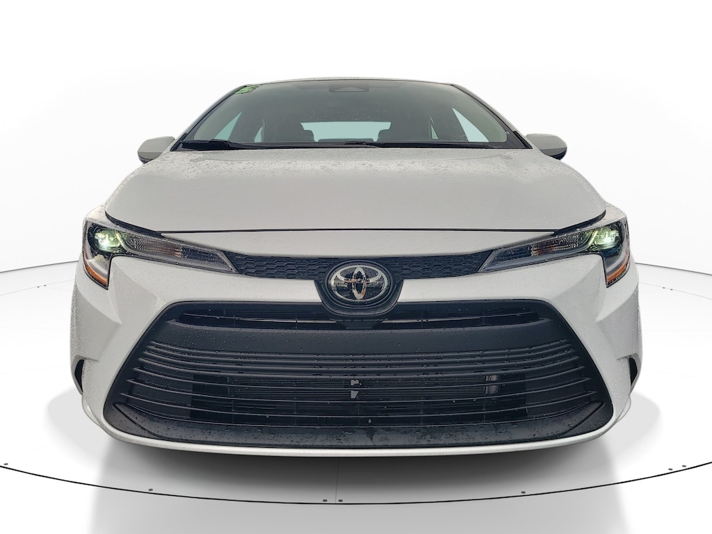 Used 2025 Toyota Corolla LE Sedan