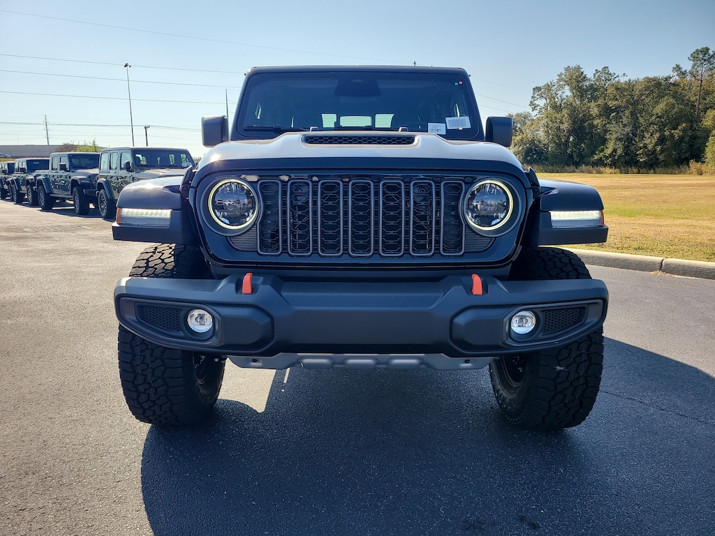 New 2026 Jeep Gladiator MOJAVE 4X4 Pickup