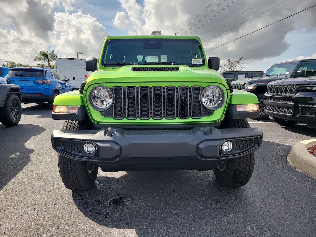 New 2026 Jeep Gladiator SPORT S 4X4 Pickup