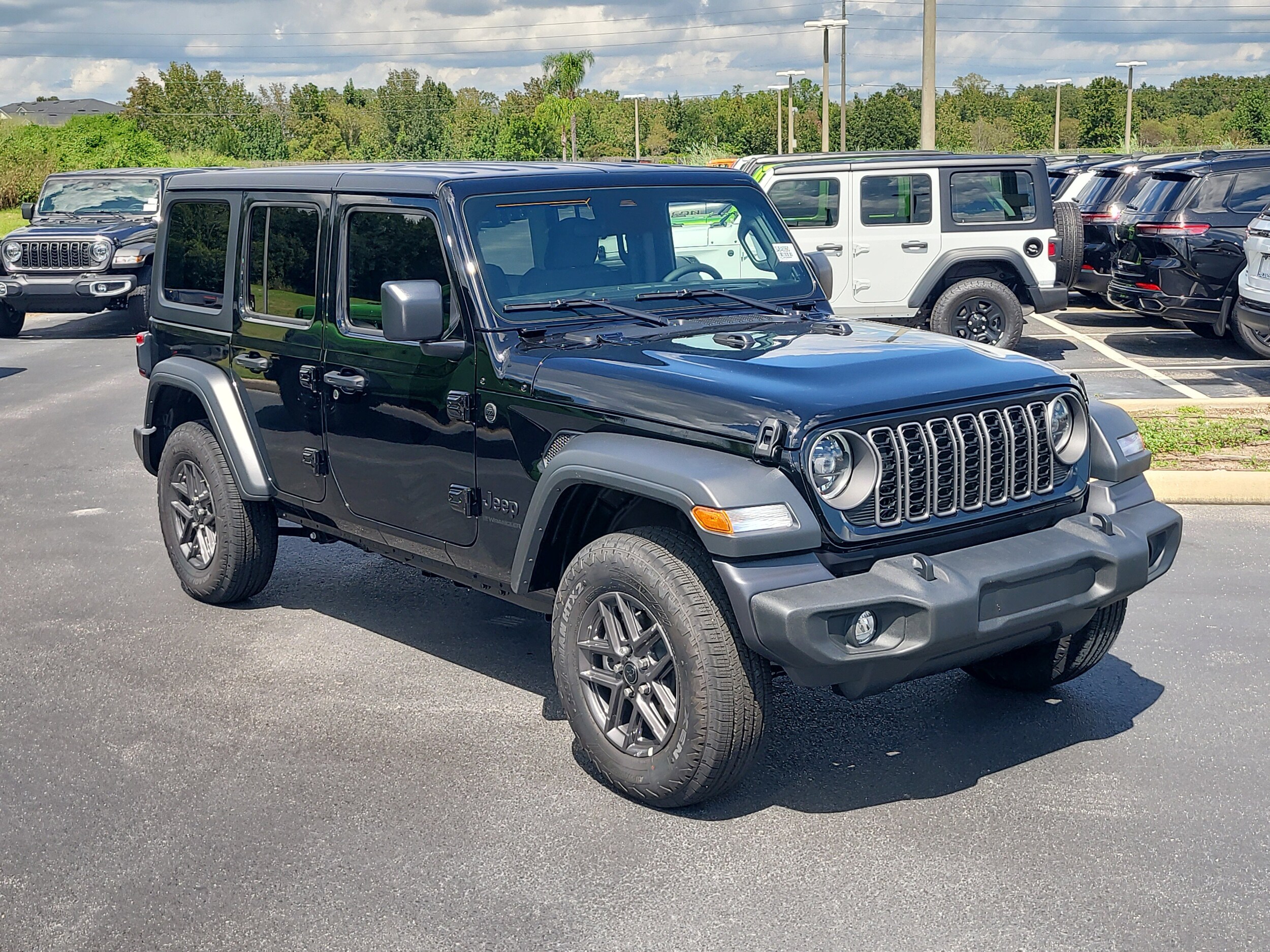 2025 Jeep Wrangler Sport S photo 2