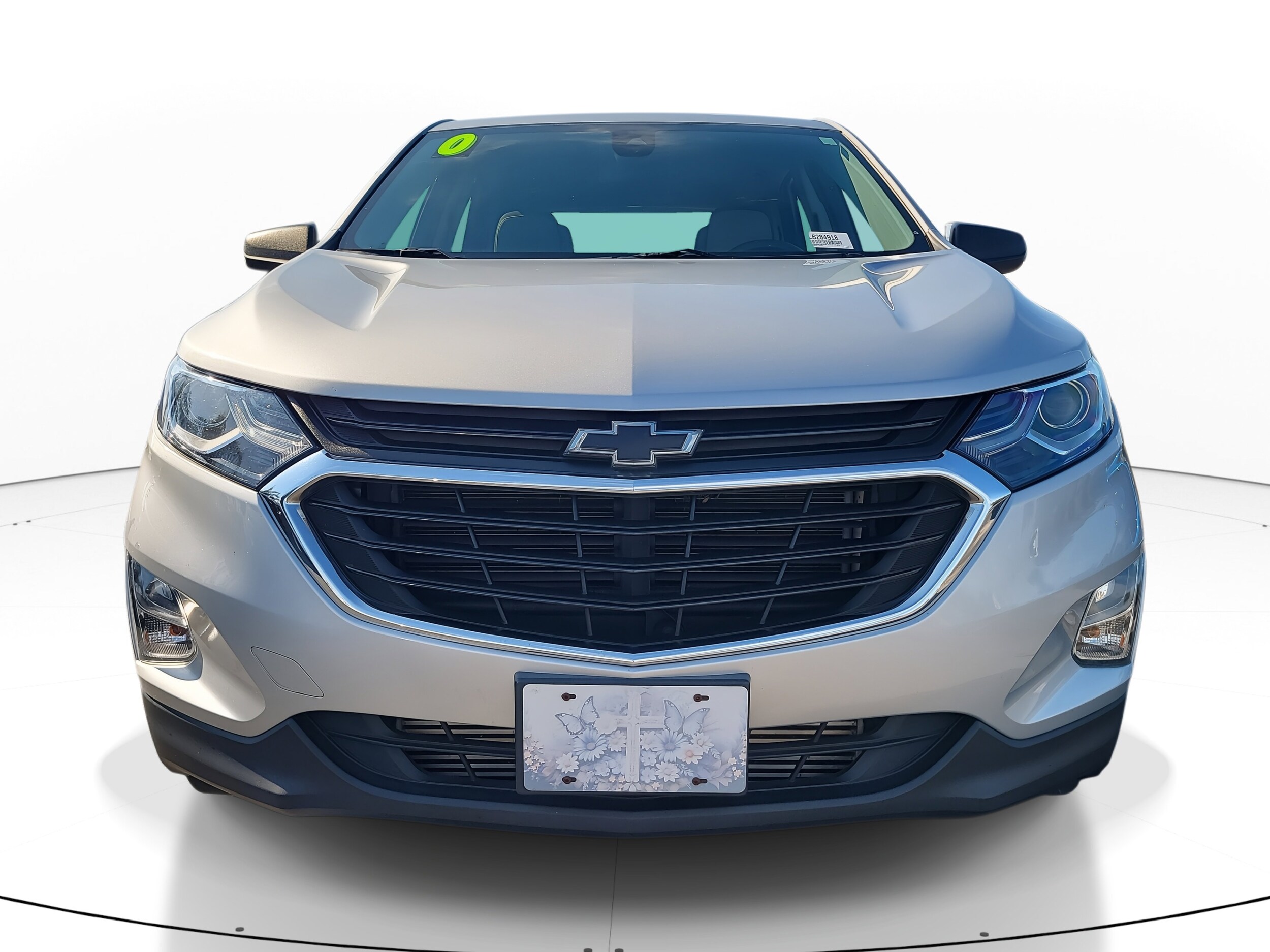 2020 Chevrolet Equinox LS photo 2