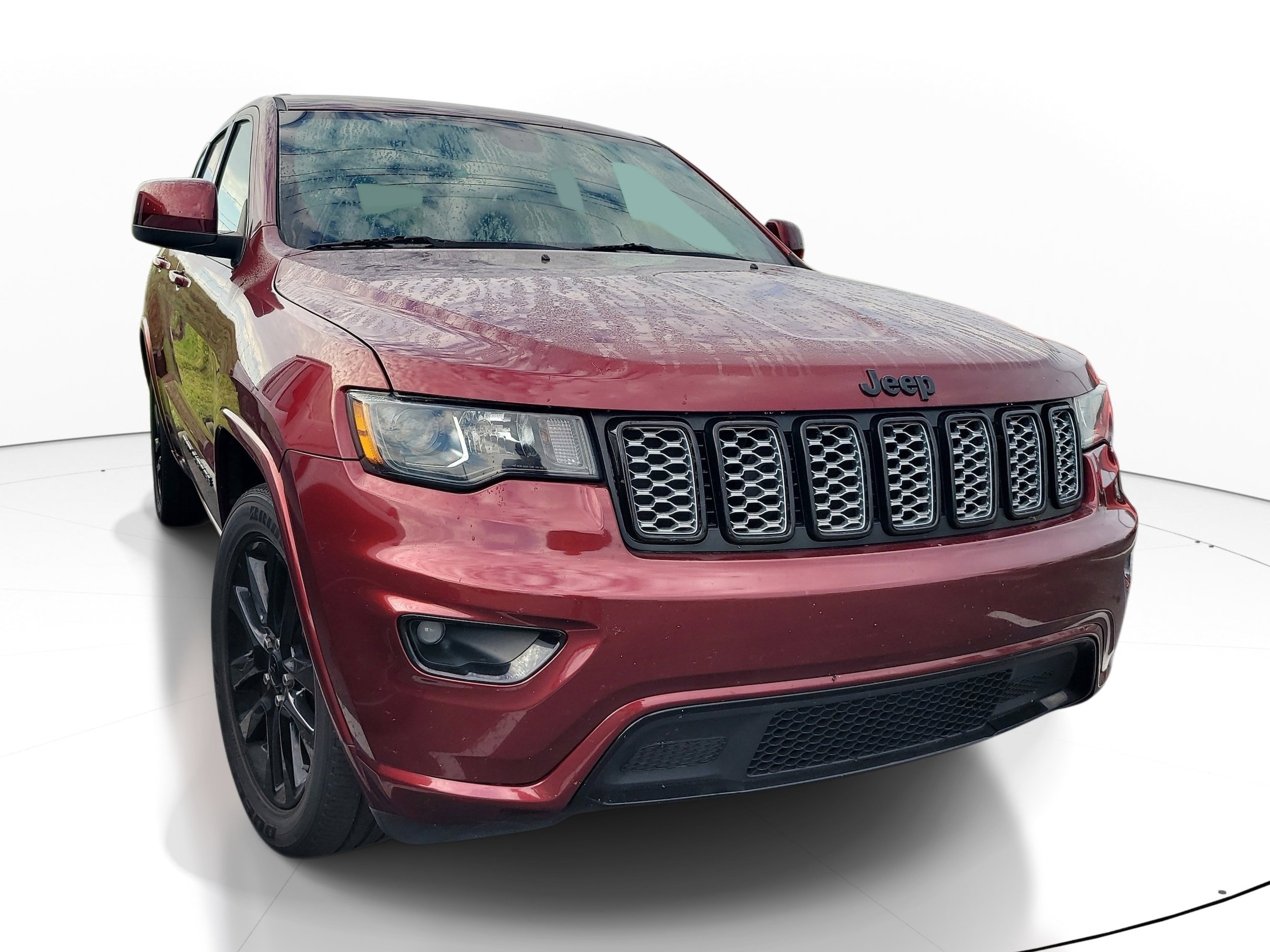 2018 Jeep Grand Cherokee Altitude's photo