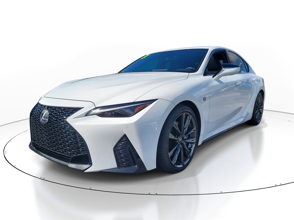 2023 Lexus IS 350 F SPORT photo 3