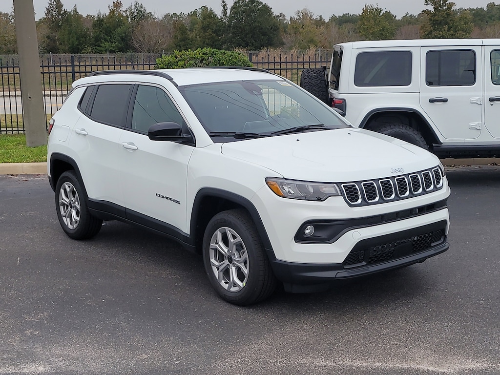 New 2026 Jeep Compass LATITUDE 4X4 Sport Utility