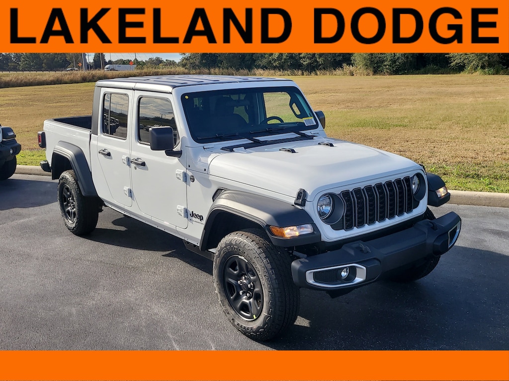 New 2026 Jeep Gladiator SPORT 4X4 Pickup
