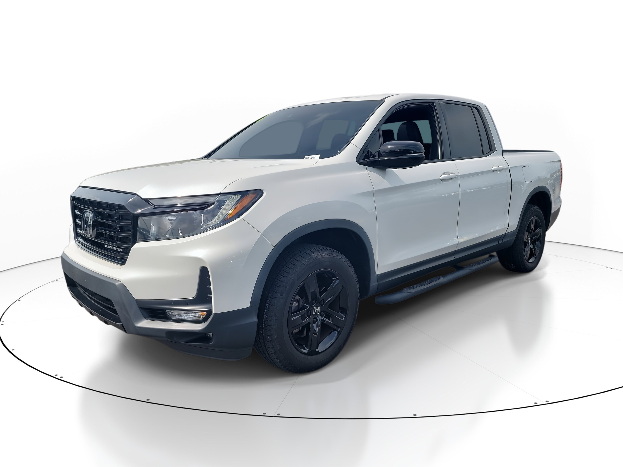 2022 Honda Ridgeline Black Edition photo 3