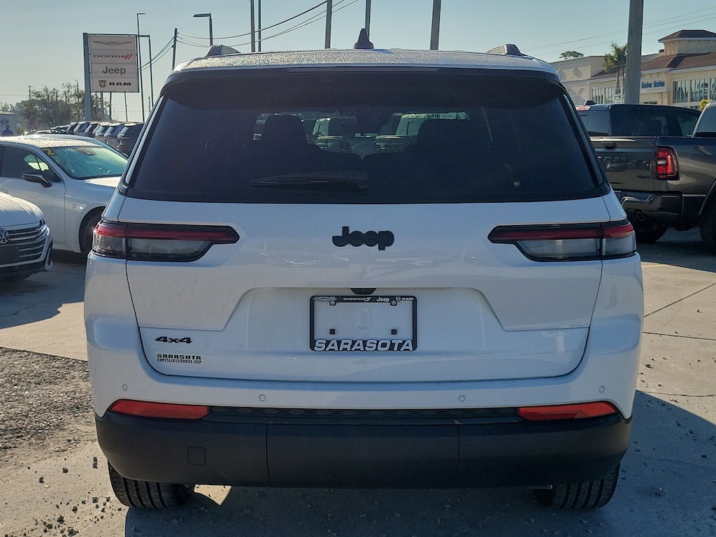 New 2025 Jeep Grand Cherokee L ALTITUDE X 4X4 Sport Utility