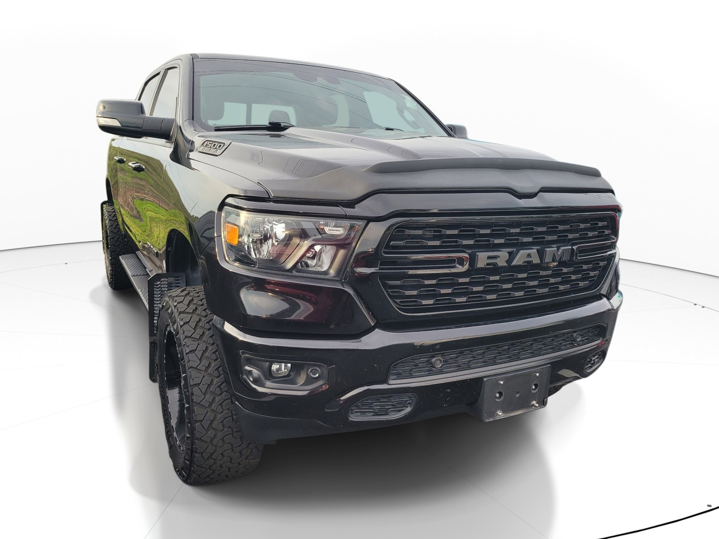 2022 RAM 1500 Big Horn/Lone Star 4x4 Crew Cab 5'7's photo