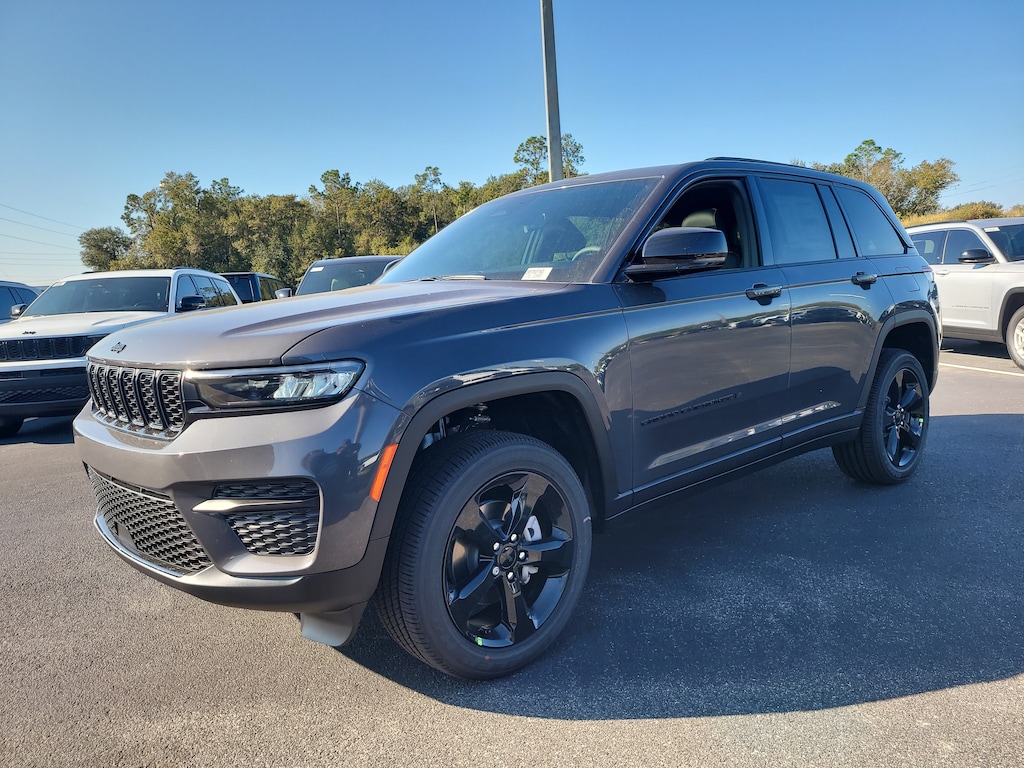 New 2025 Jeep Grand Cherokee ALTITUDE X 4X4 Sport Utility