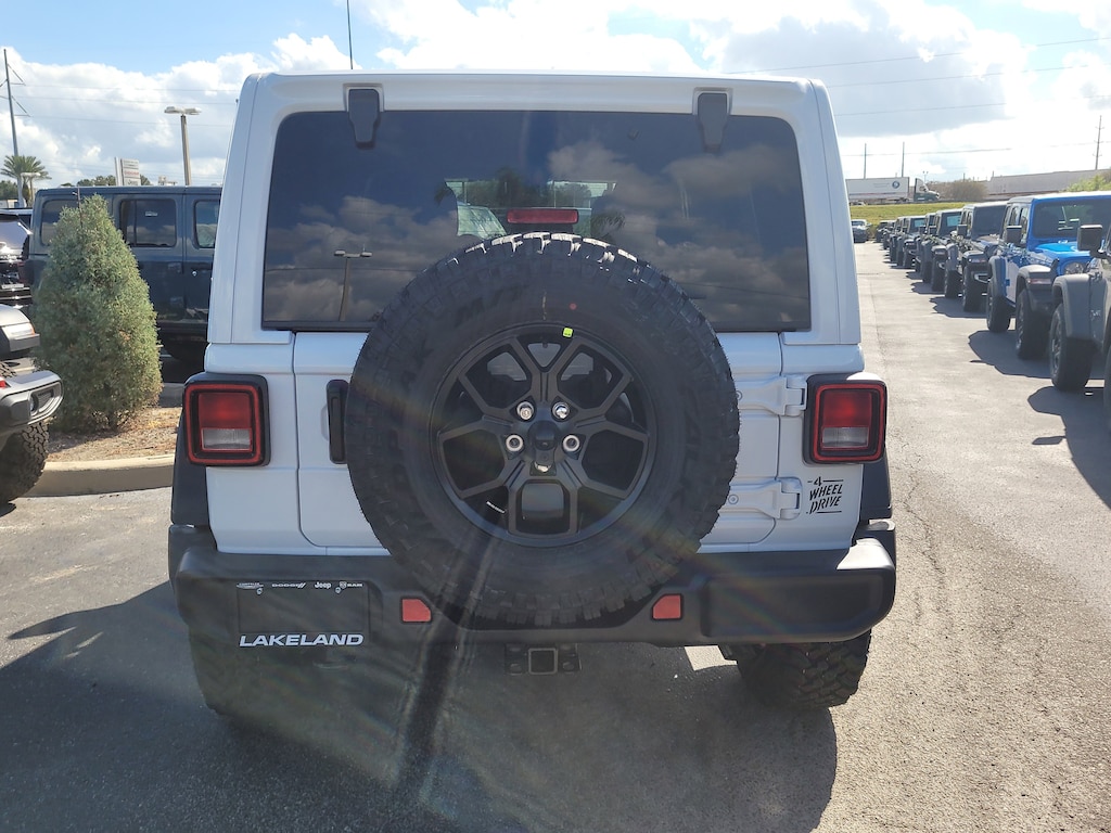 New 2026 Jeep Wrangler 4-DOOR WILLYS Sport Utility