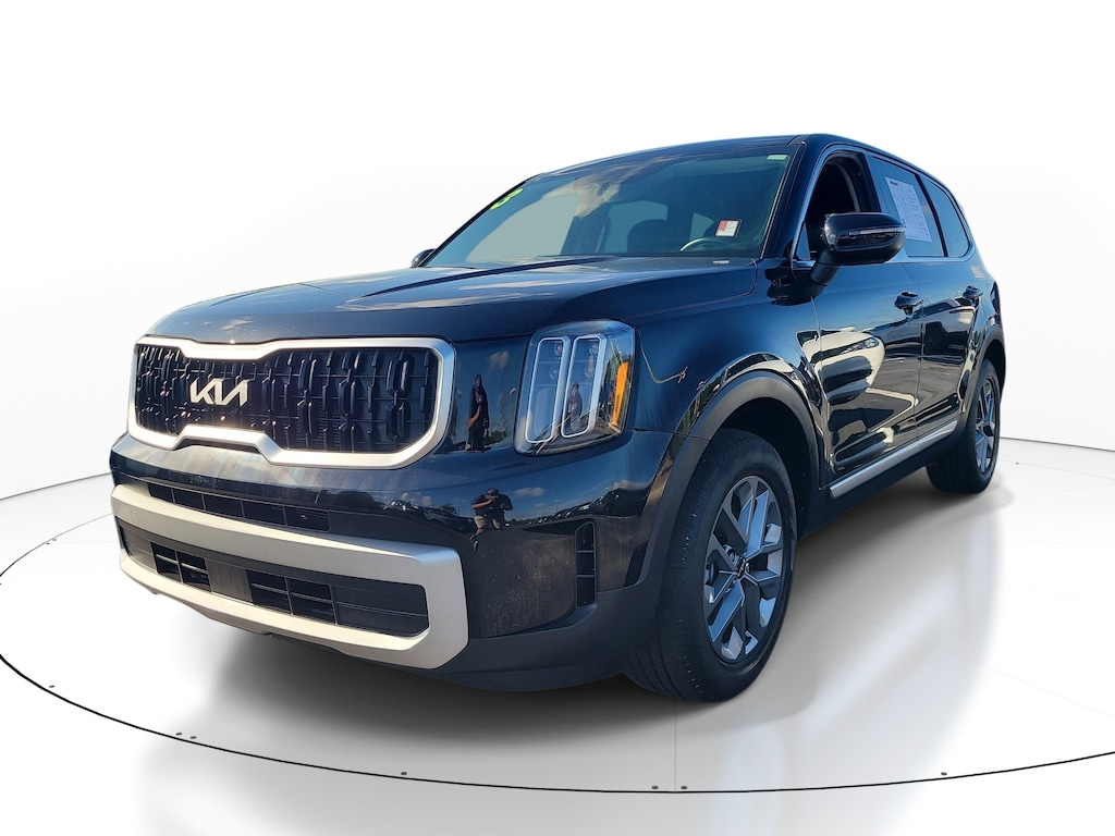 Used 2023 Kia Telluride LX SUV