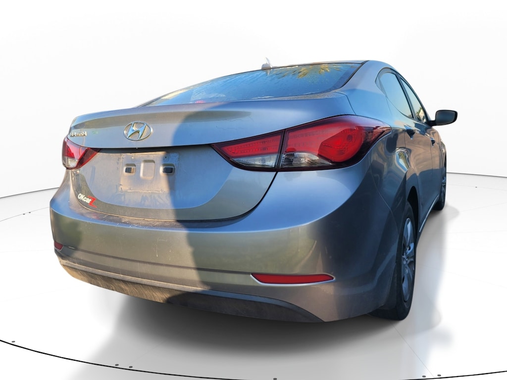 Used 2016 Hyundai Elantra SE Sedan