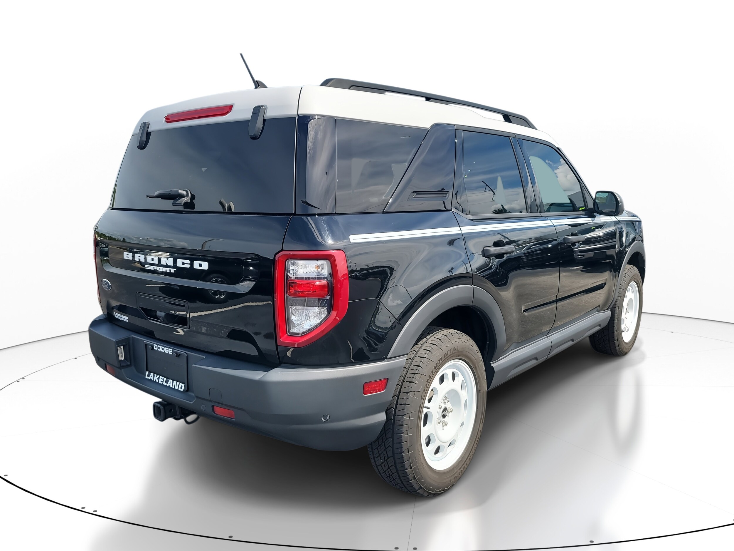2023 Ford Bronco Sport Heritage photo 3