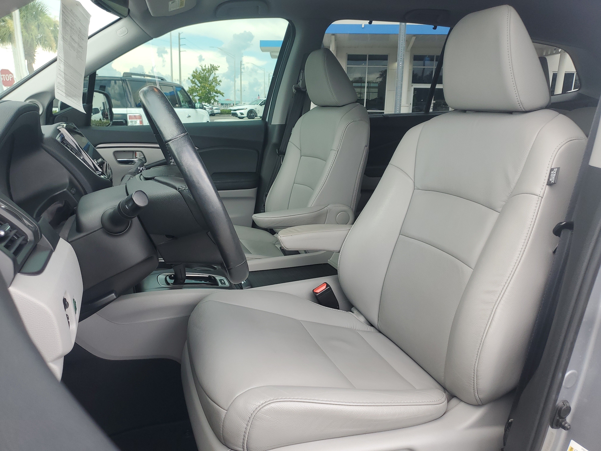 2020 Honda Pilot EX-L - Photo 20