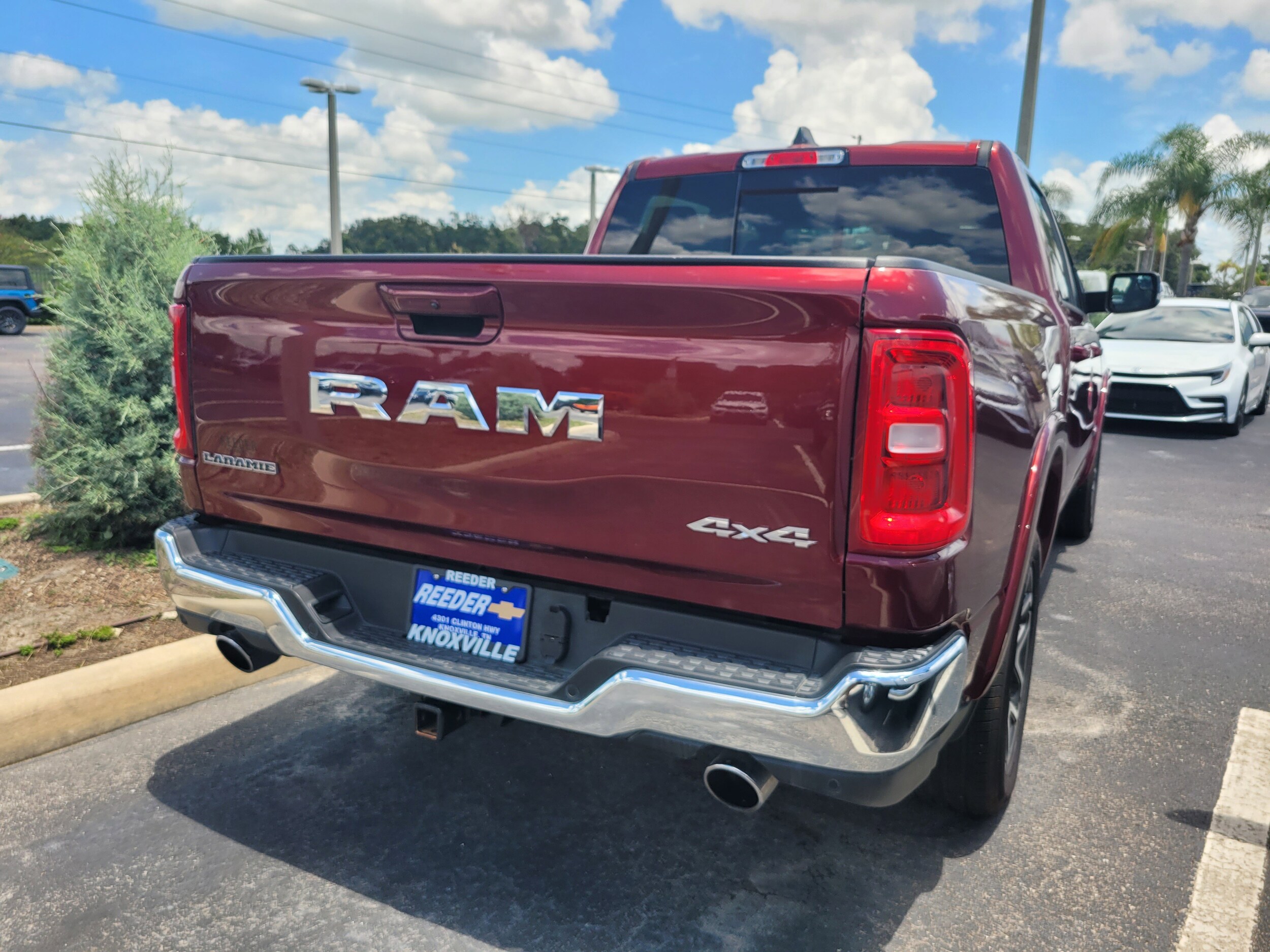 2025 Ram 1500 Laramie photo 4