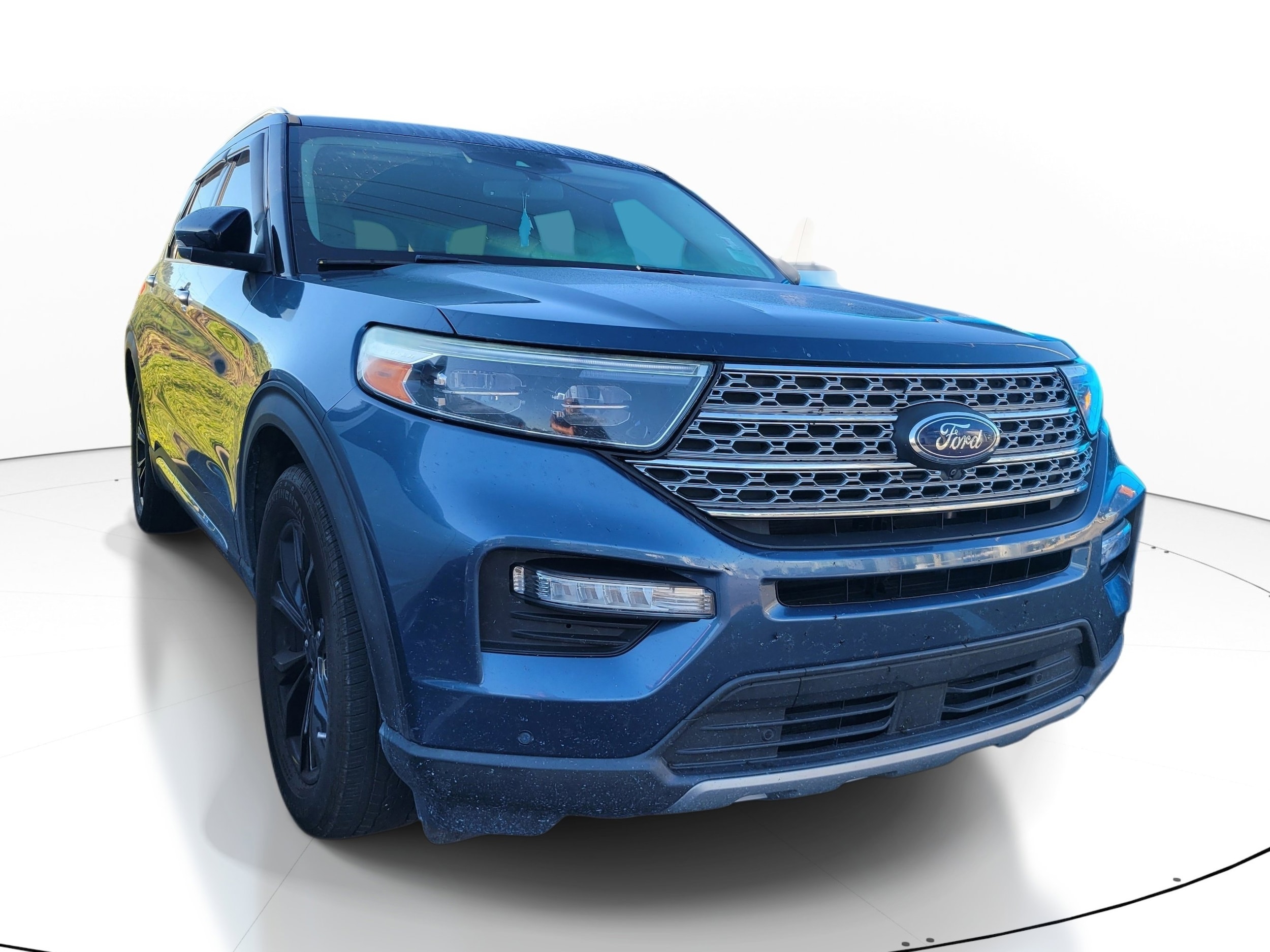 2020 Ford Explorer Limited RWD's photo