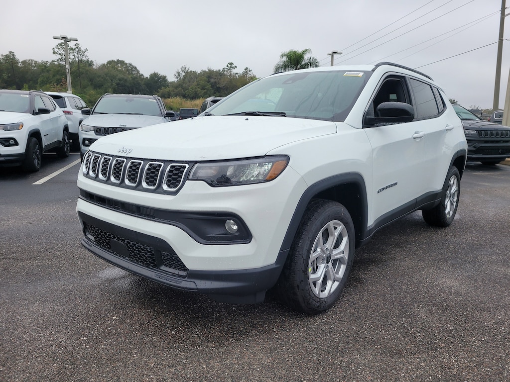 New 2026 Jeep Compass LATITUDE ALTITUDE 4X4 Sport Utility
