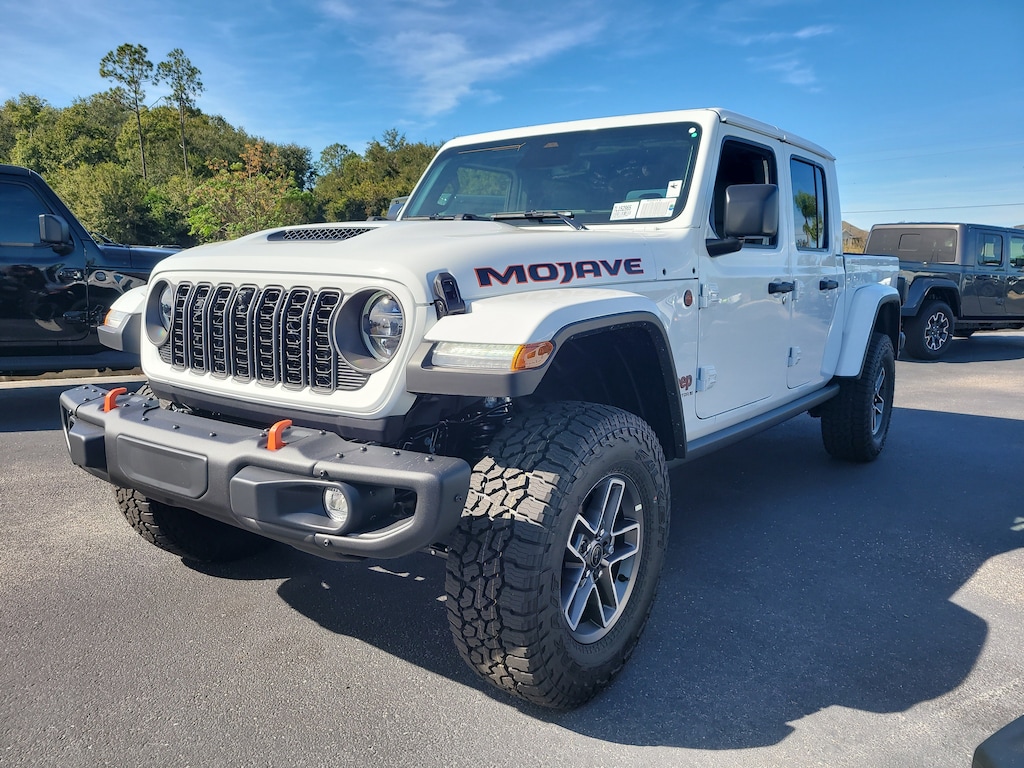 New 2026 Jeep Gladiator MOJAVE X 4X4 Pickup