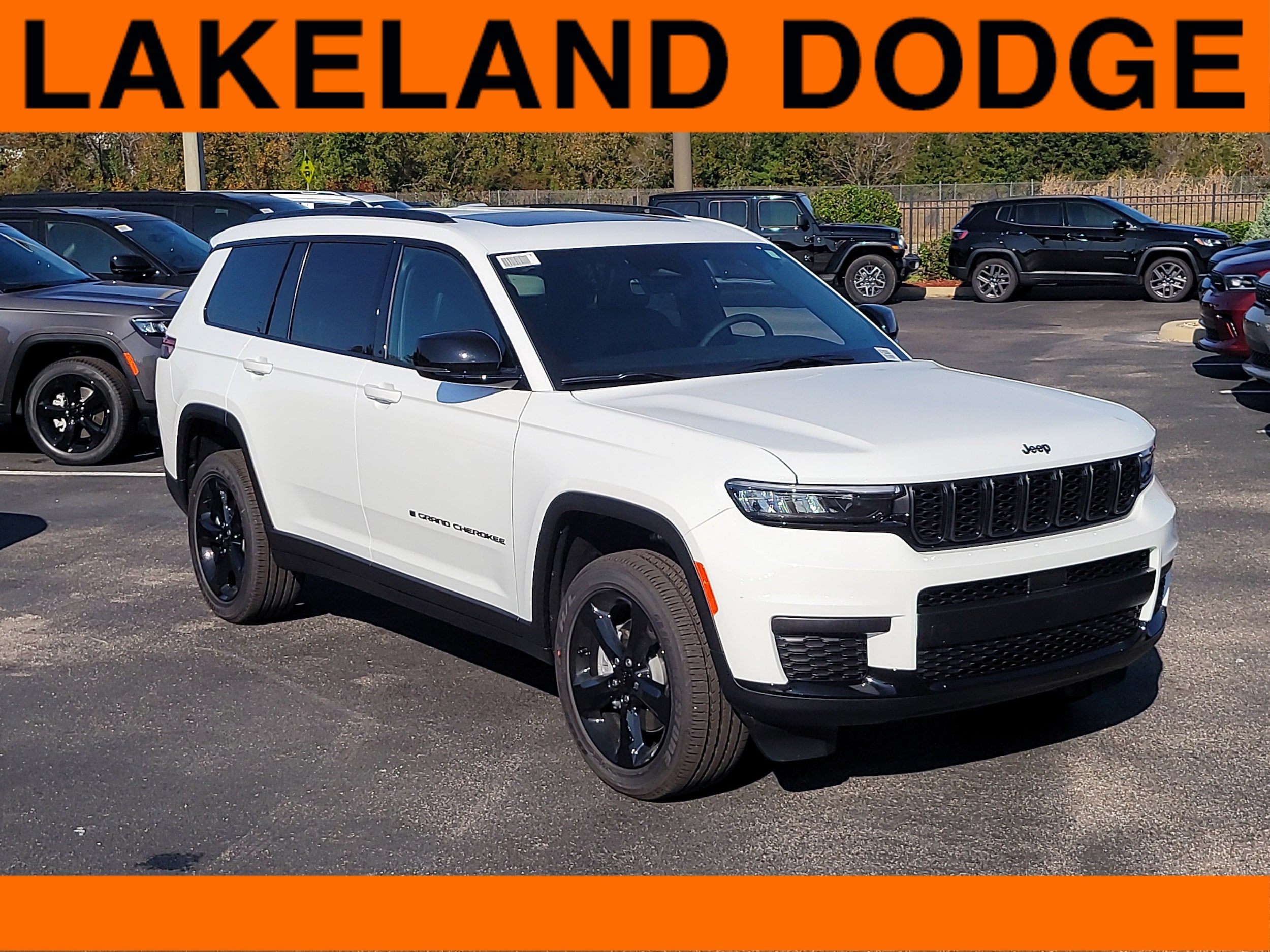 2025 Jeep Grand Cherokee L Altitude's photo