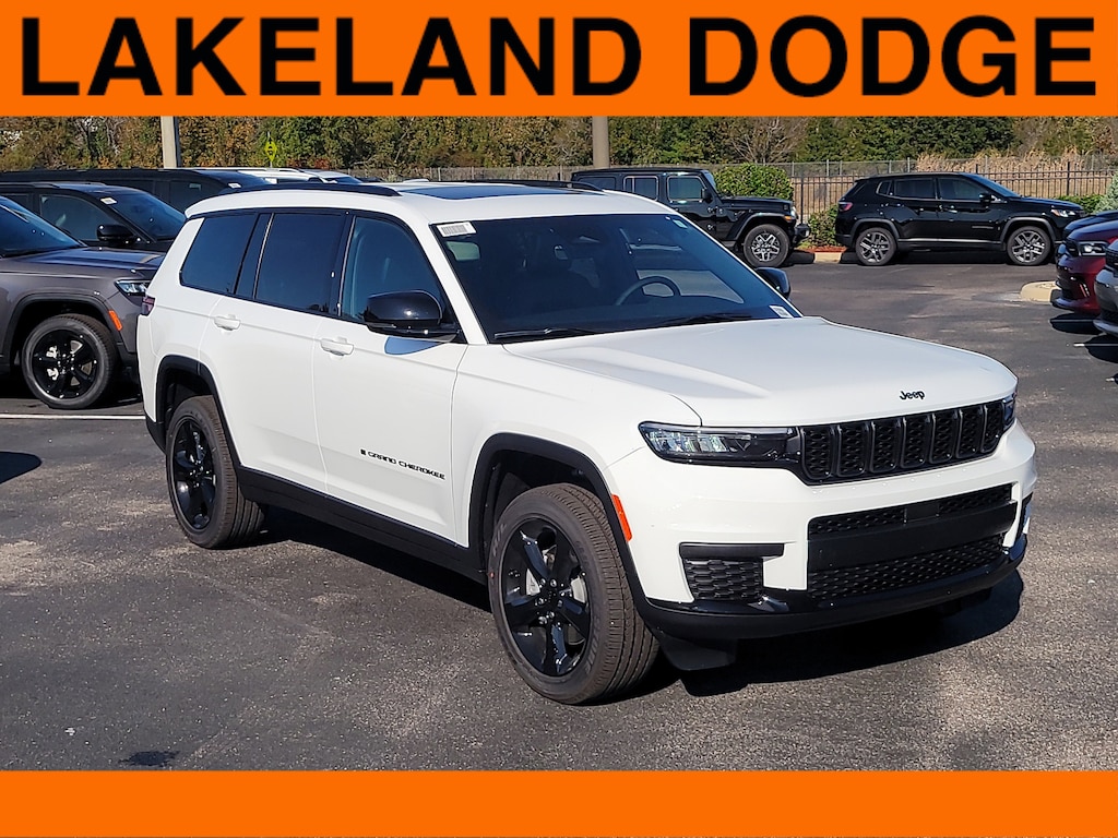 New 2025 Jeep Grand Cherokee L ALTITUDE X 4X4 Sport Utility