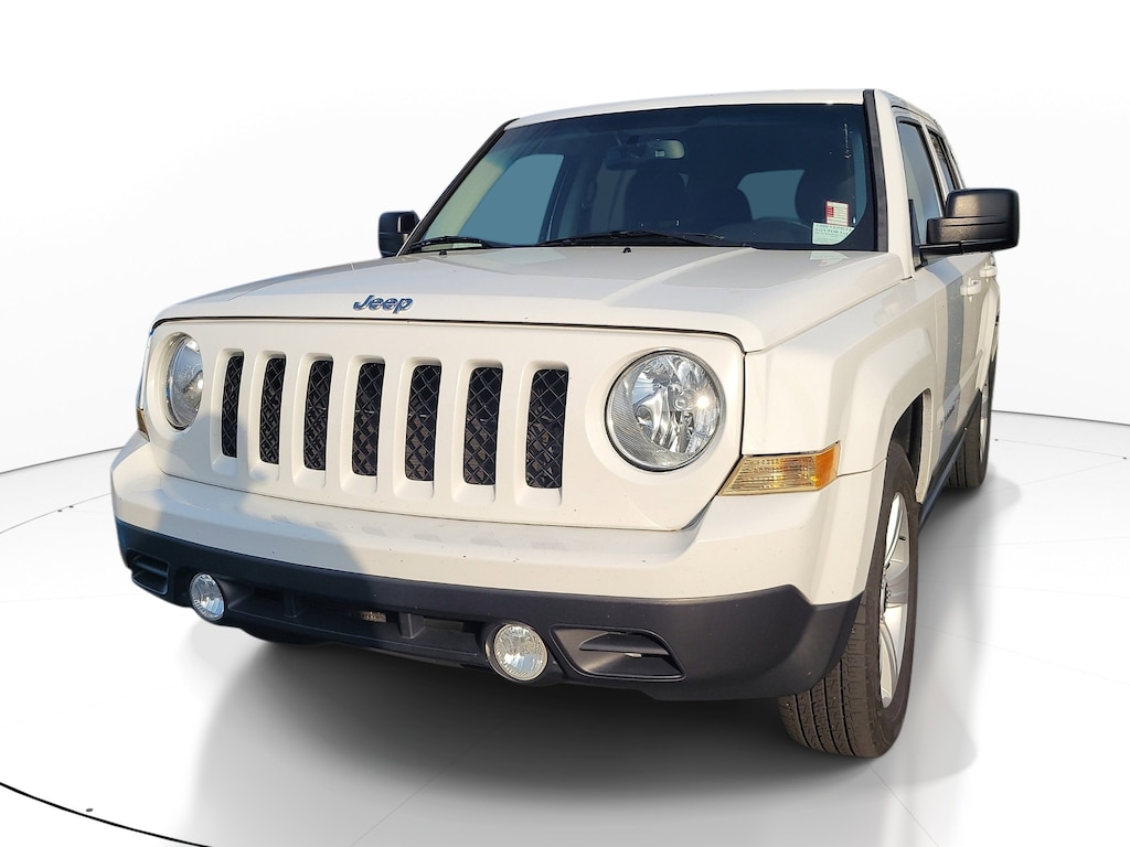 Used 2016 Jeep Patriot Latitude FWD SUV
