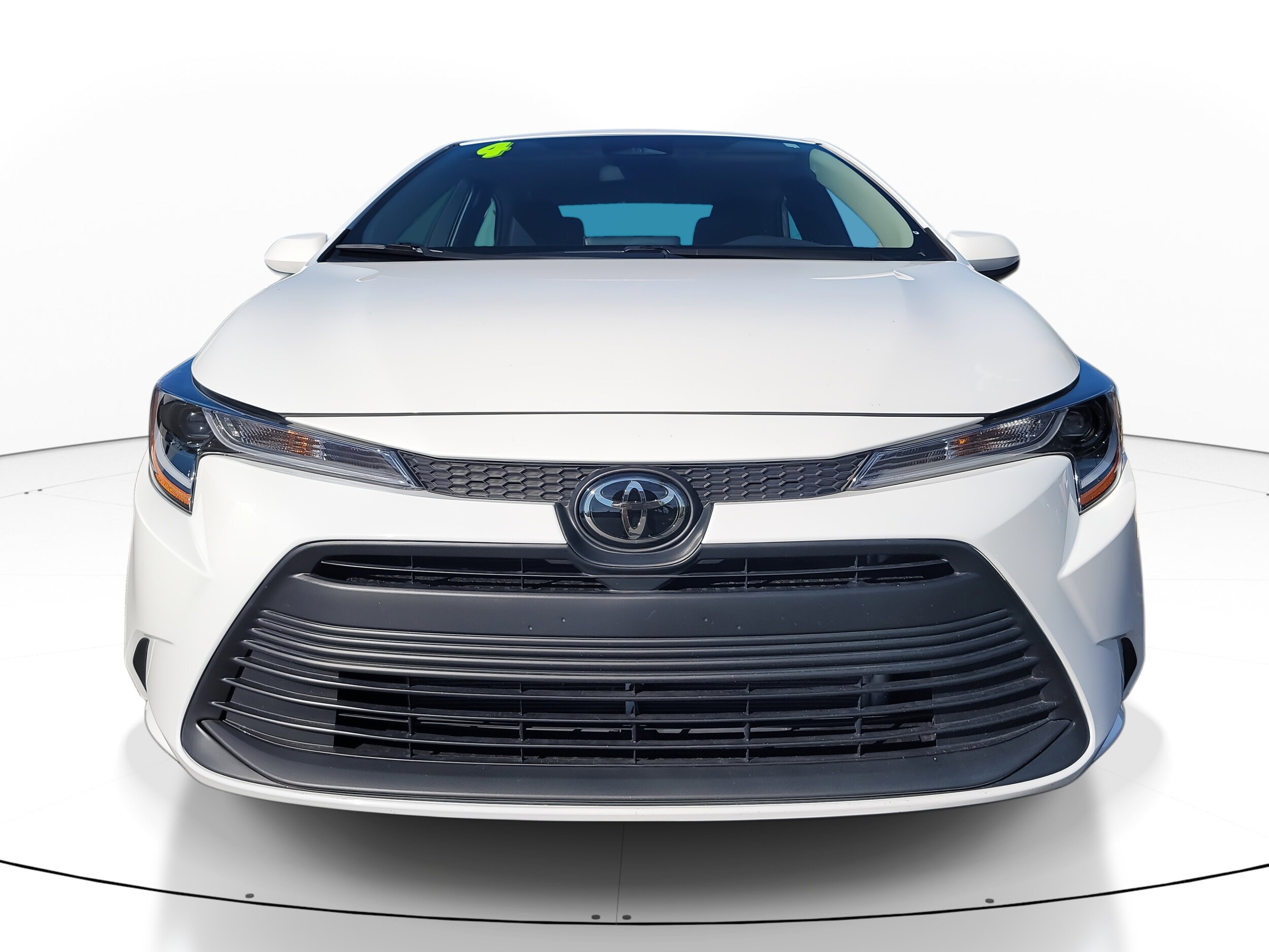 2024 Toyota Corolla LE photo 2