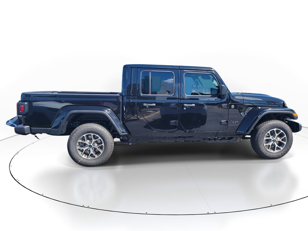New 2026 Jeep Gladiator SPORT S 4X4 Pickup