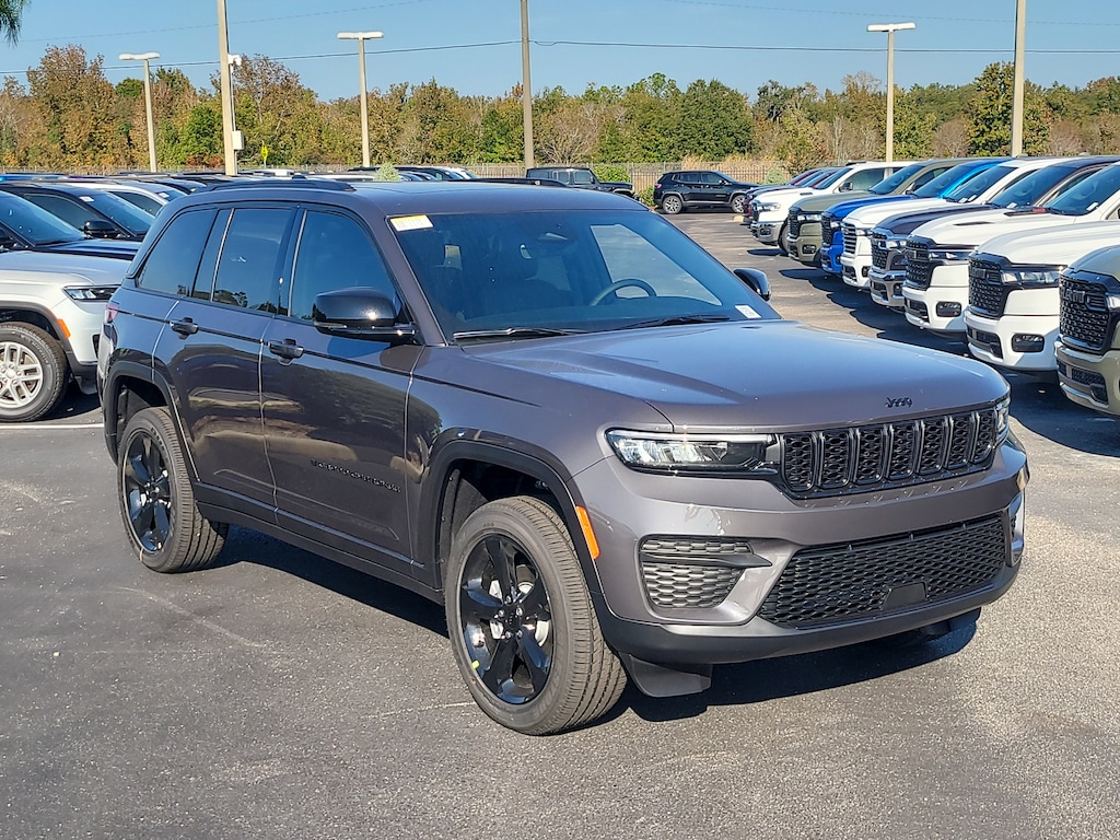 New 2025 Jeep Grand Cherokee ALTITUDE X 4X4 Sport Utility