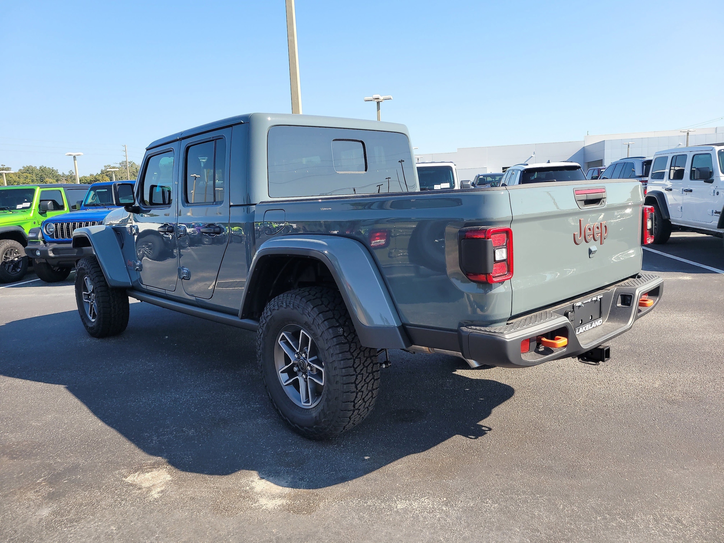 2026 Jeep Gladiator Mojave - Photo 8