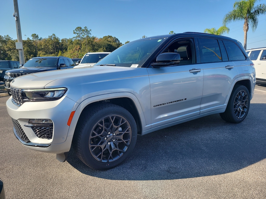 New 2025 Jeep Grand Cherokee SUMMIT RESERVE 4X4 Sport Utility
