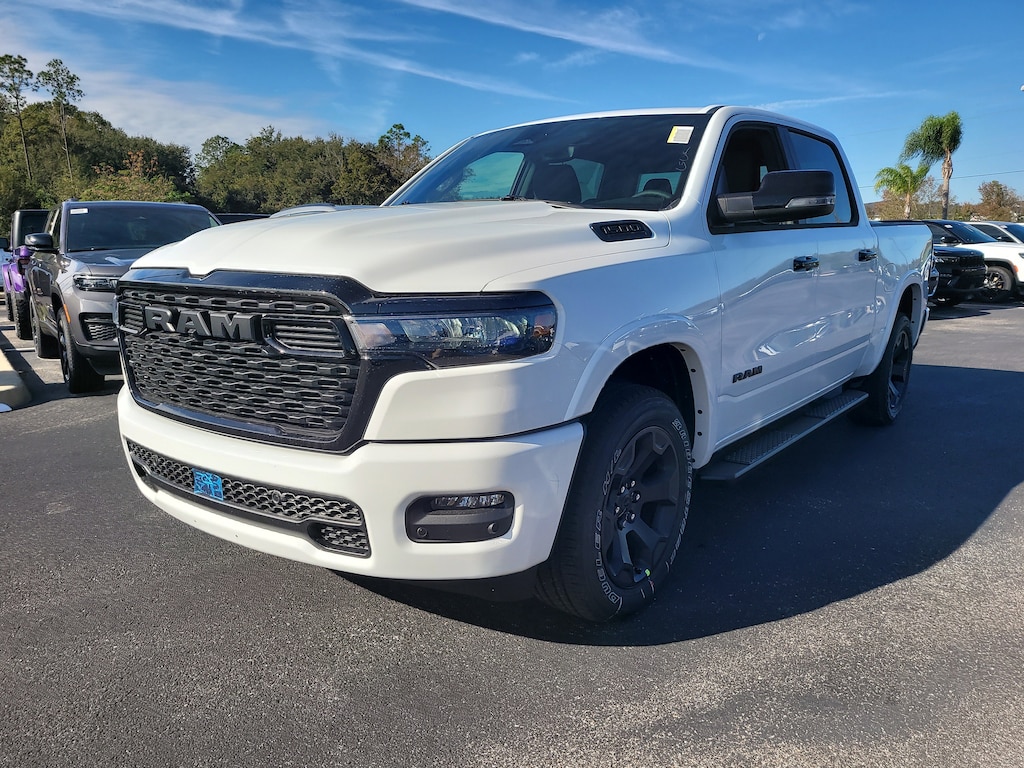 New 2026 Ram 1500 BIG HORN CREW CAB 4X2 5'7 BOX Pickup