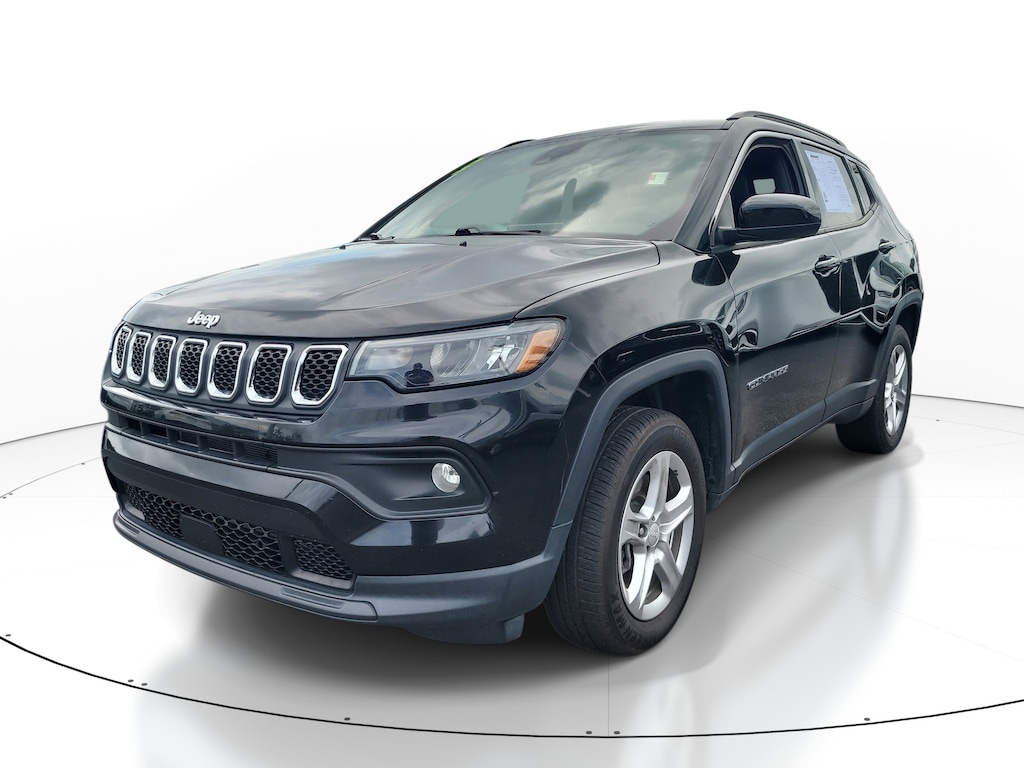 Used 2023 Jeep Compass Latitude SUV