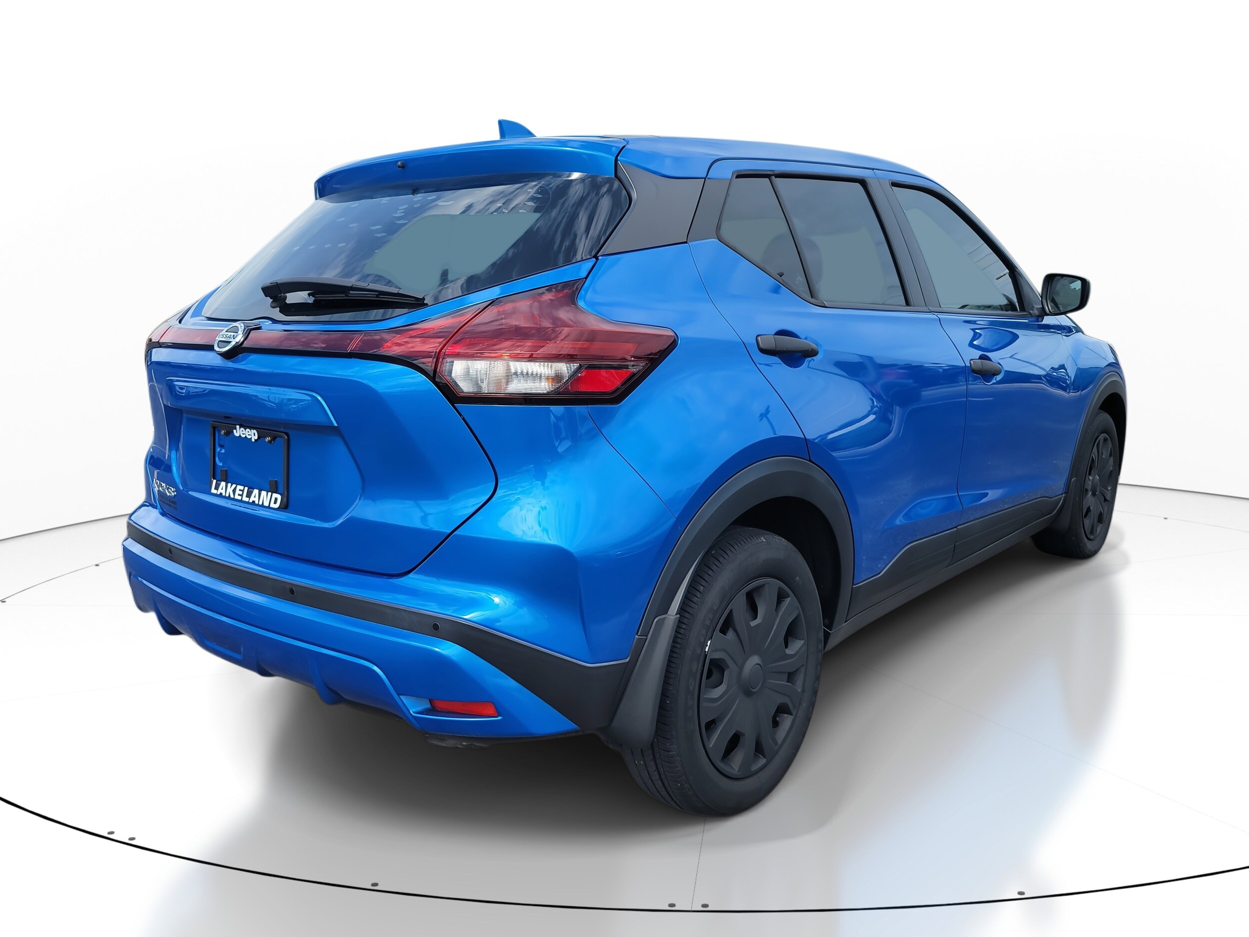 2021 Nissan Kicks S photo 4