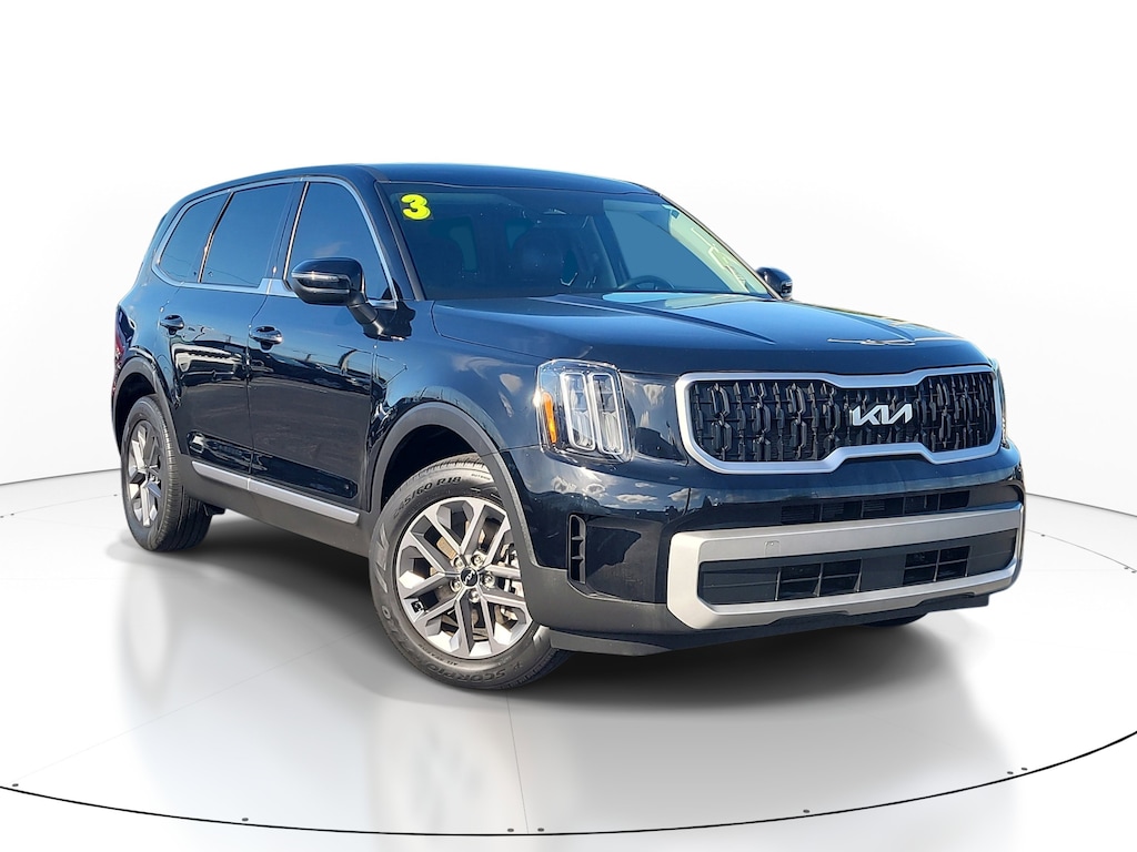 Used 2023 Kia Telluride LX SUV