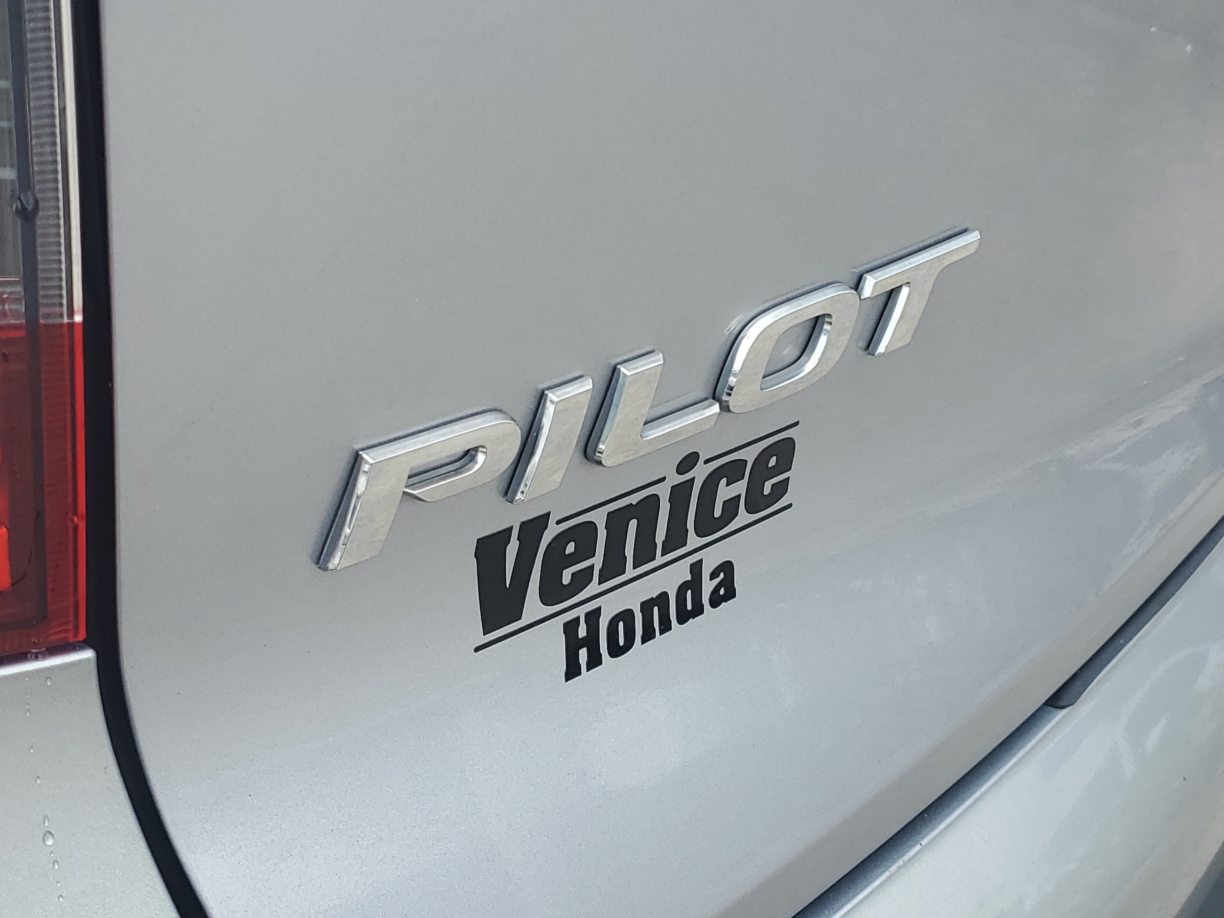 2020 Honda Pilot EX-L - Photo 11