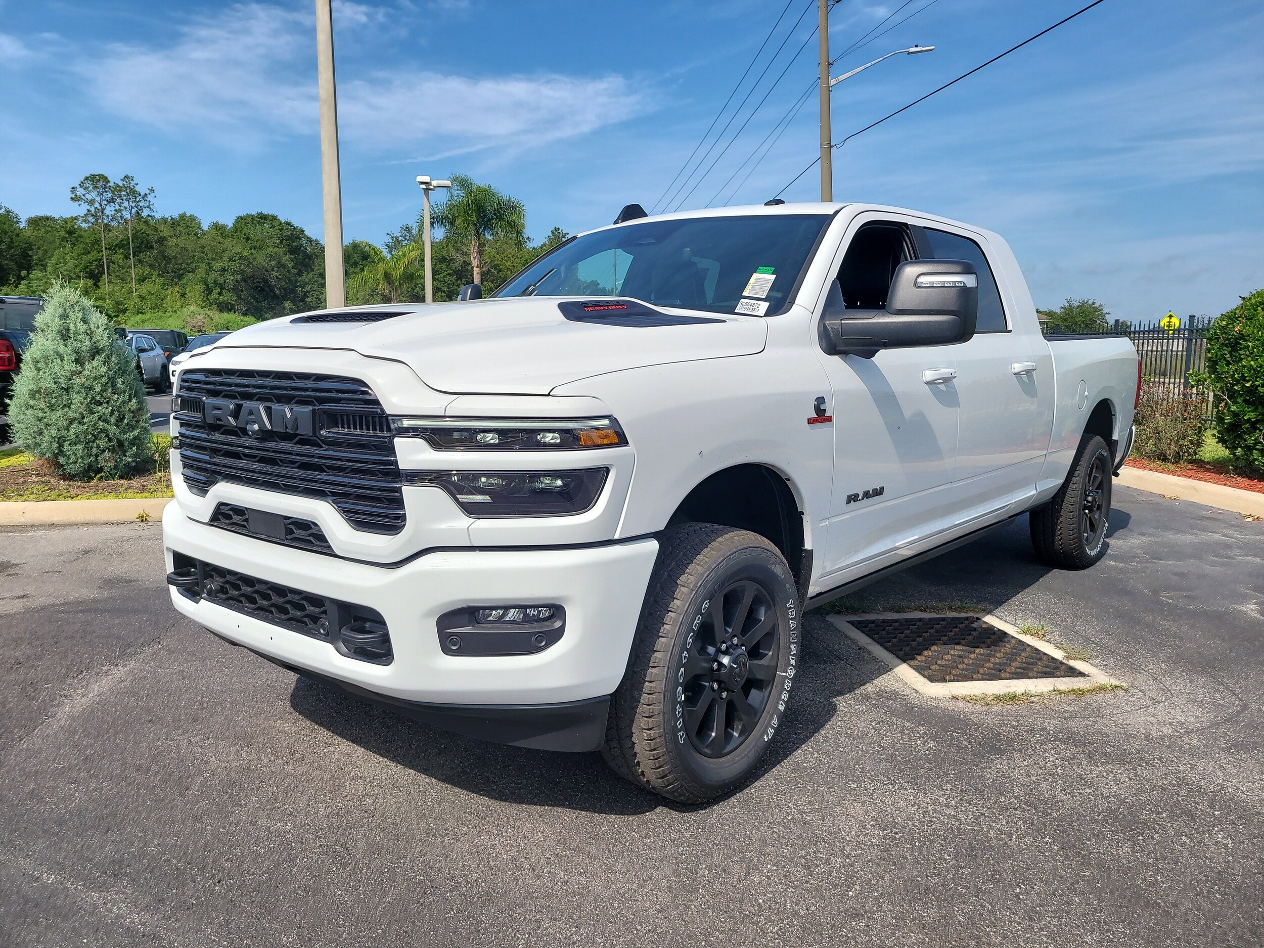 2025 Ram 3500 Laramie photo 4