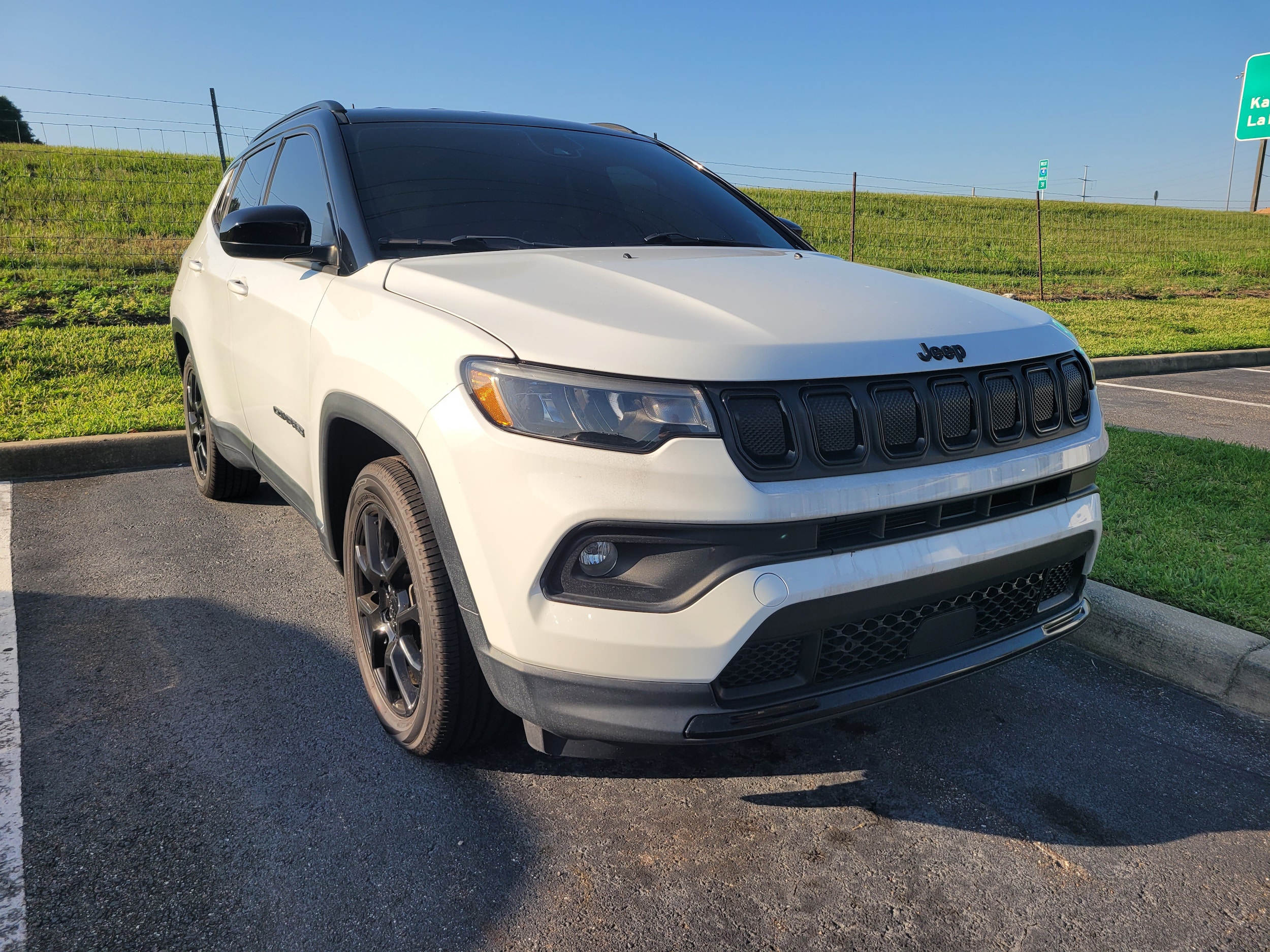 2022 Jeep Compass Altitude's photo