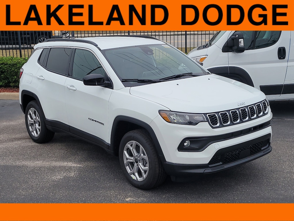 New 2026 Jeep Compass LATITUDE 4X4 Sport Utility
