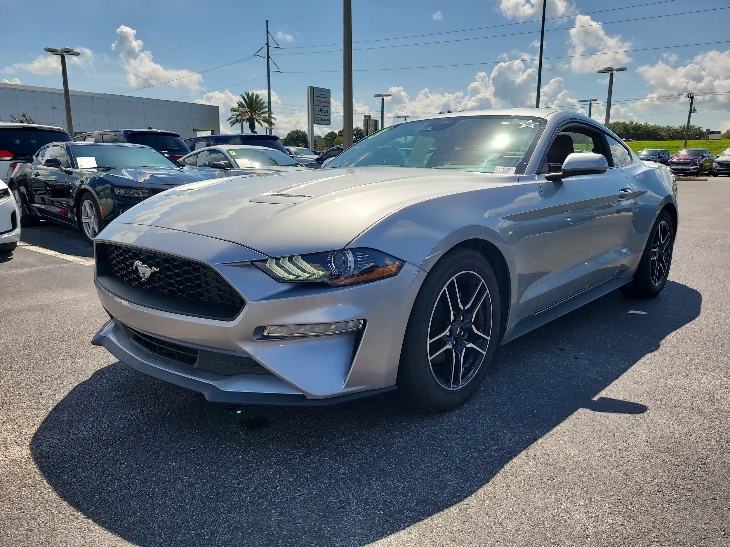 2023 Ford Mustang EcoBoost Premium photo 3