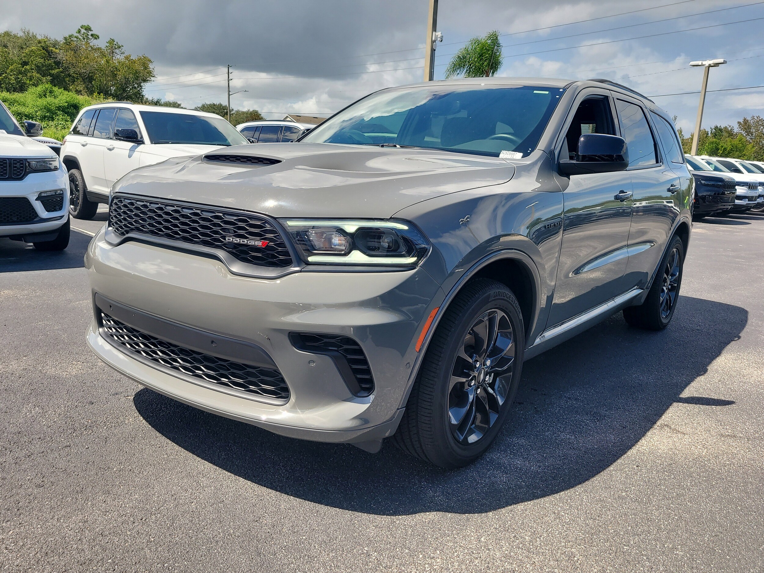 2025 Dodge Durango R/T photo 3