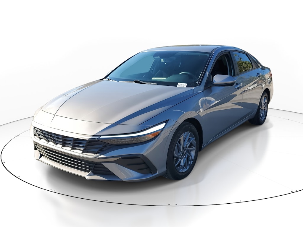 Used 2024 Hyundai Elantra SEL Sedan