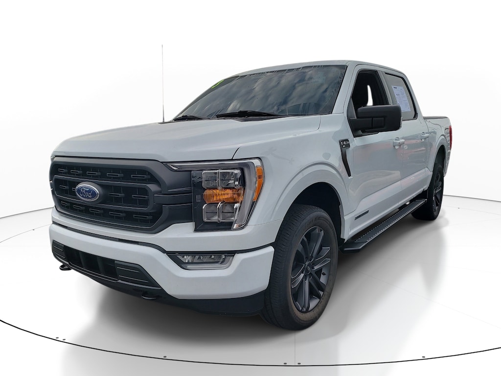 Used 2023 Ford F-150 XLT Truck SuperCrew Cab