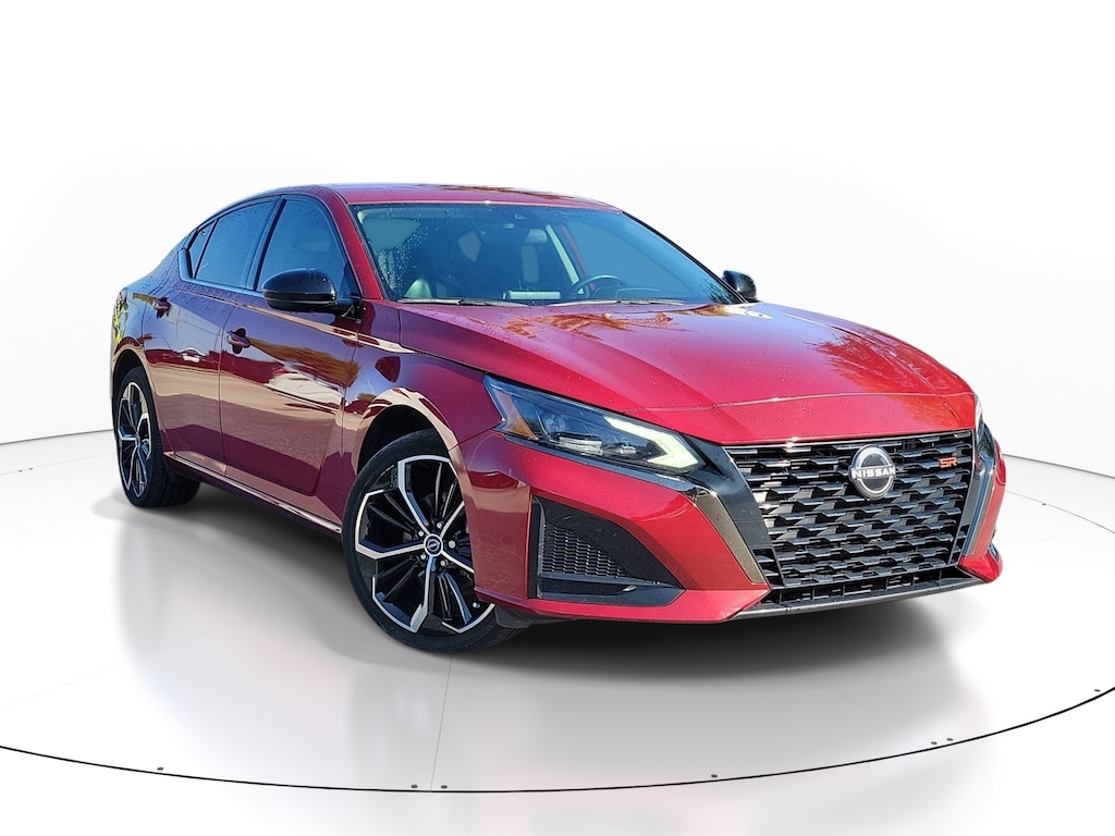 Used 2023 Nissan Altima 2.5 SR Sedan