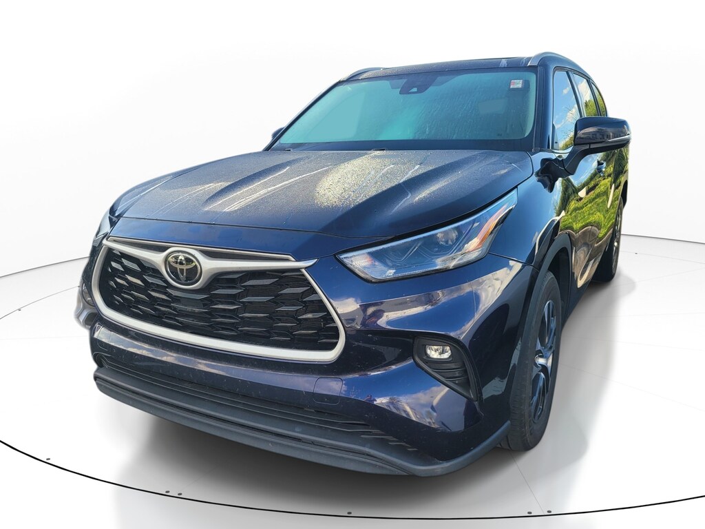 Used 2022 Toyota Highlander XLE SUV