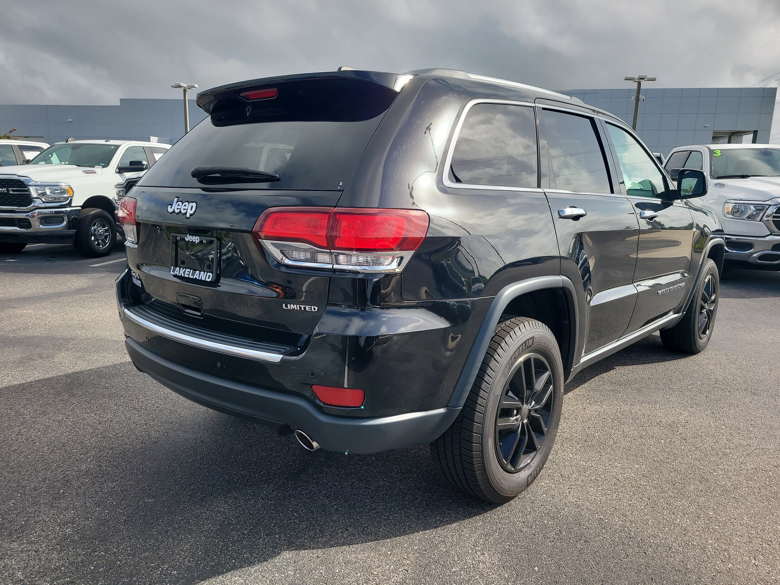 2021 Jeep Grand Cherokee Limited photo 3